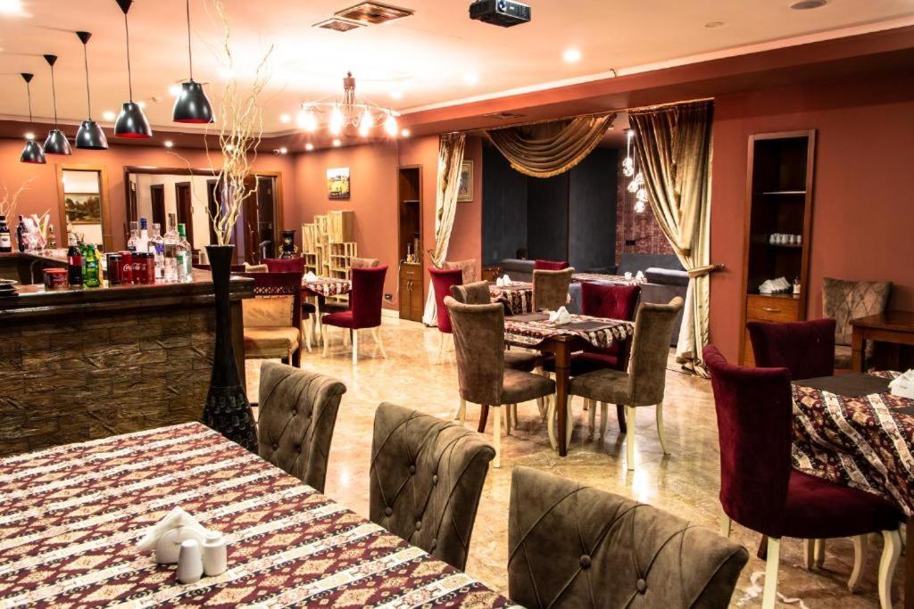 Global Express Hotell Baku Exteriör bild