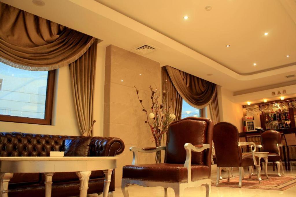 Global Express Hotell Baku Exteriör bild