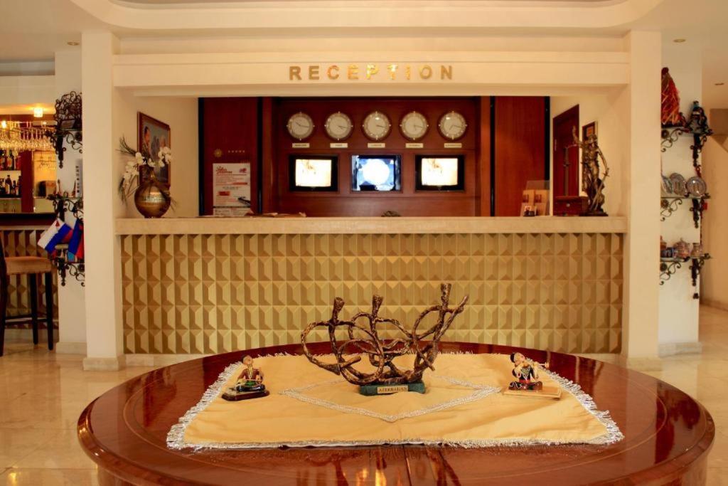 Global Express Hotell Baku Exteriör bild